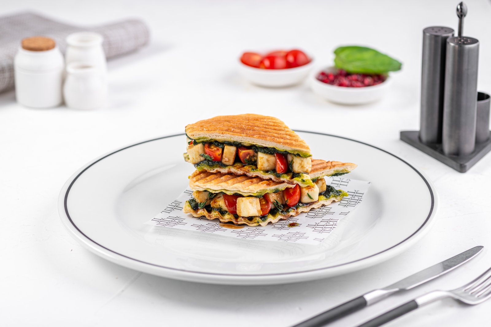 Halloumi Pesto Sandwich