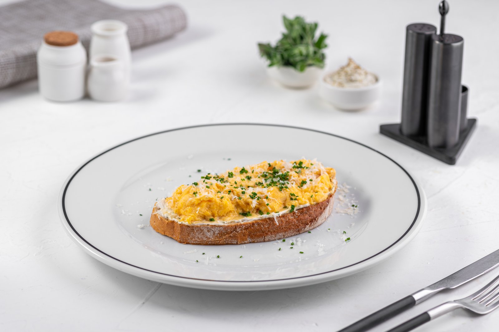 Cheesy Scrambled Toast